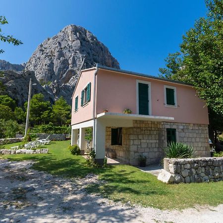 Lovely Apartment In Omis With Kitchen ภายนอก รูปภาพ
