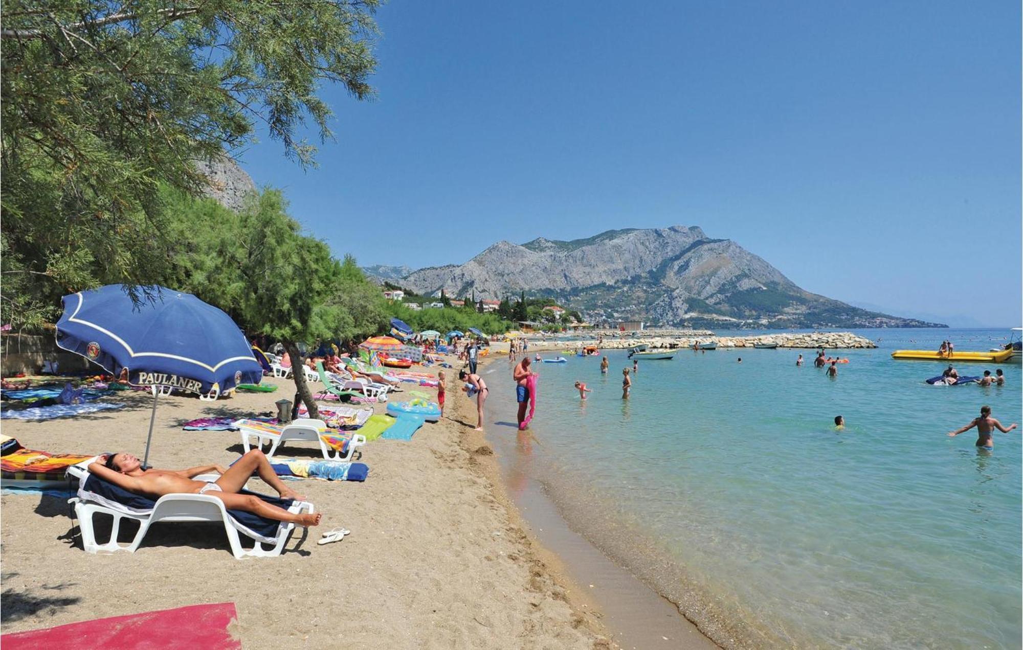 Lovely Apartment In Omis With Kitchen ภายนอก รูปภาพ