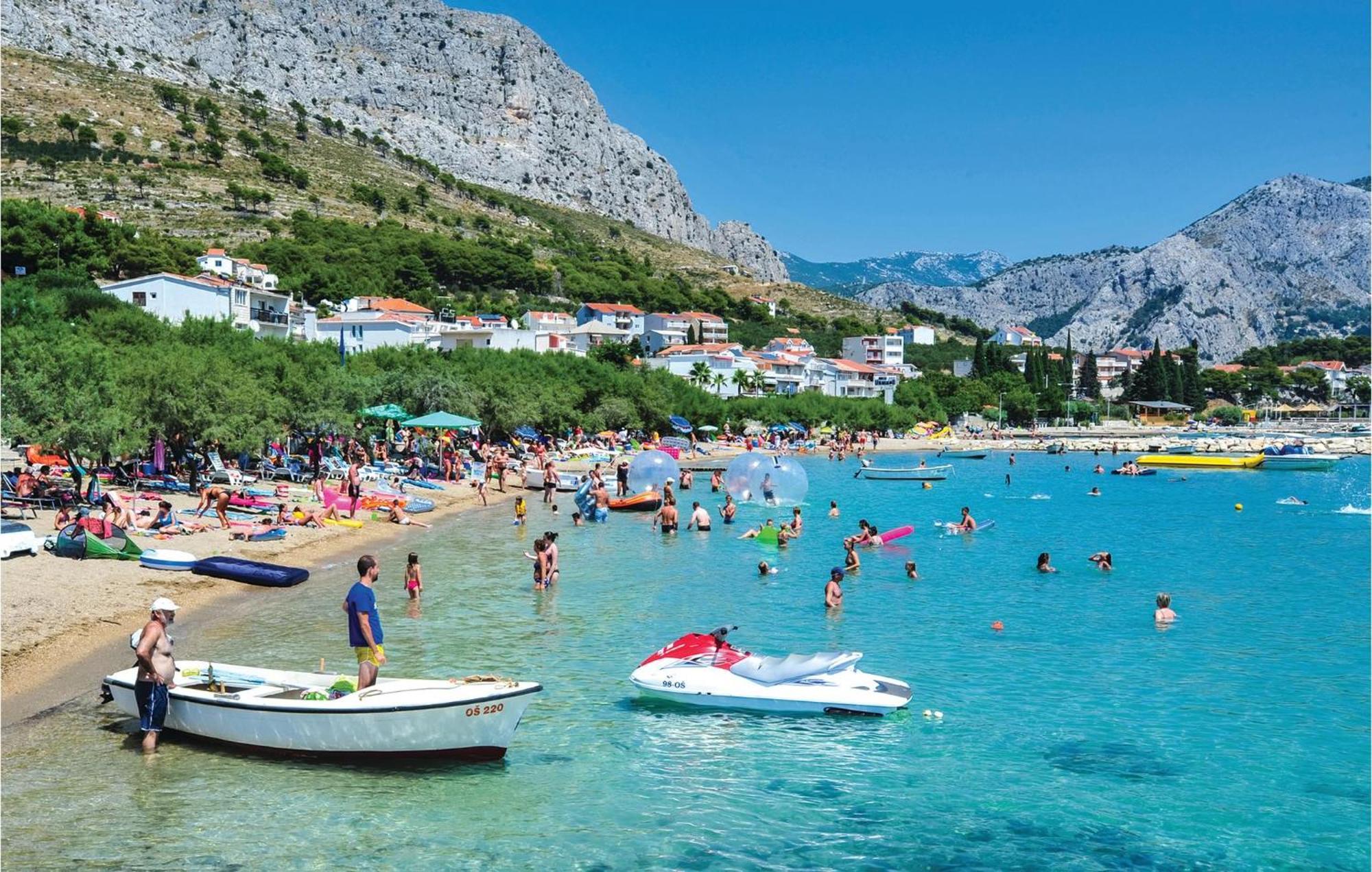 Lovely Apartment In Omis With Kitchen ภายนอก รูปภาพ
