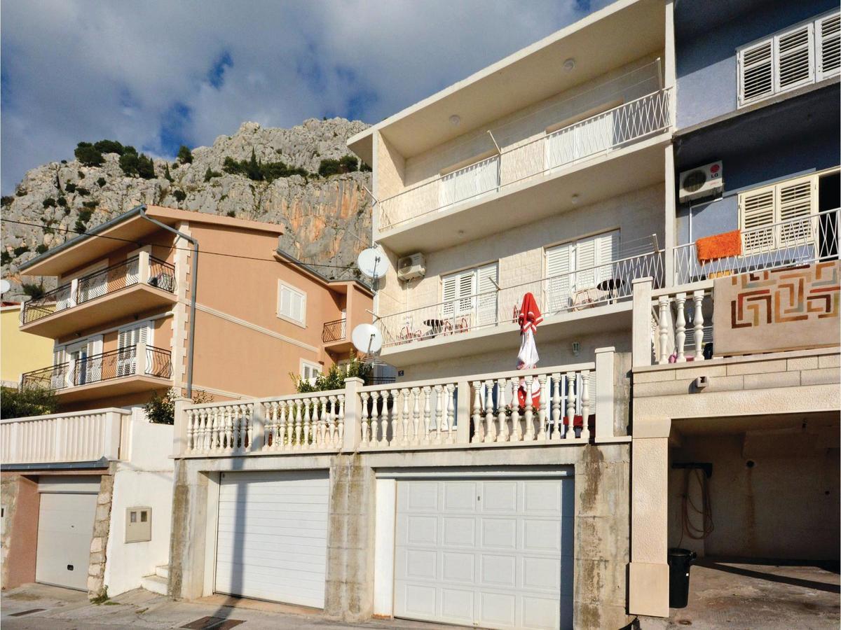 Lovely Apartment In Omis With Kitchen ภายนอก รูปภาพ
